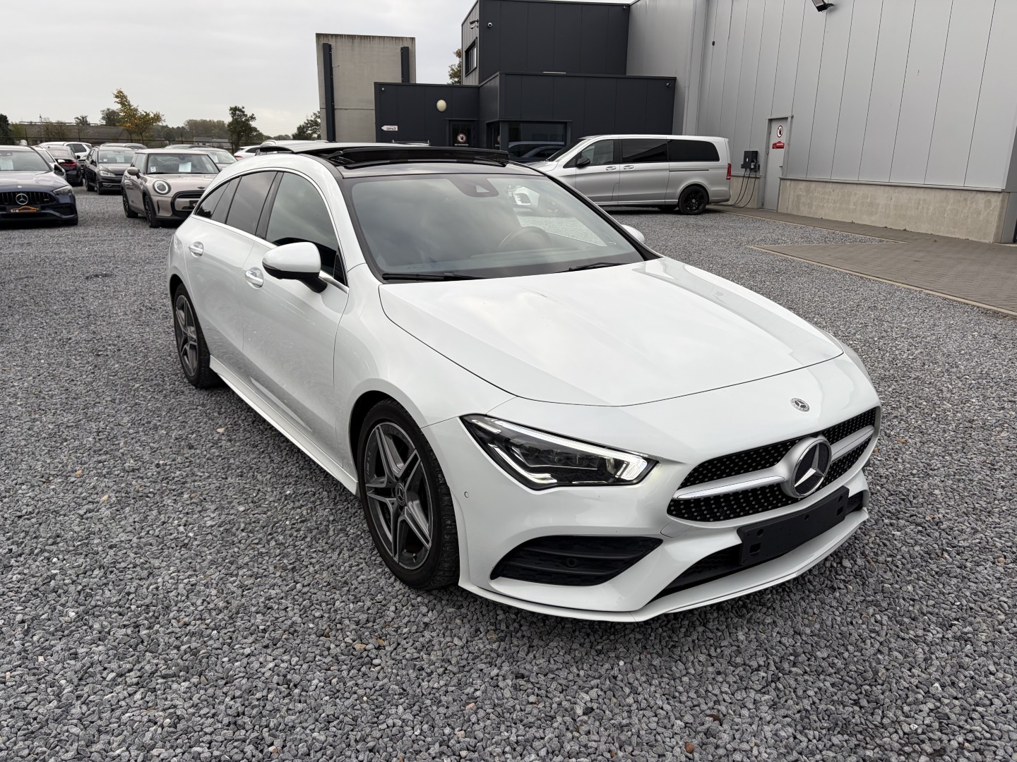 Mercedes-Benz CLA Shooting Brake 200