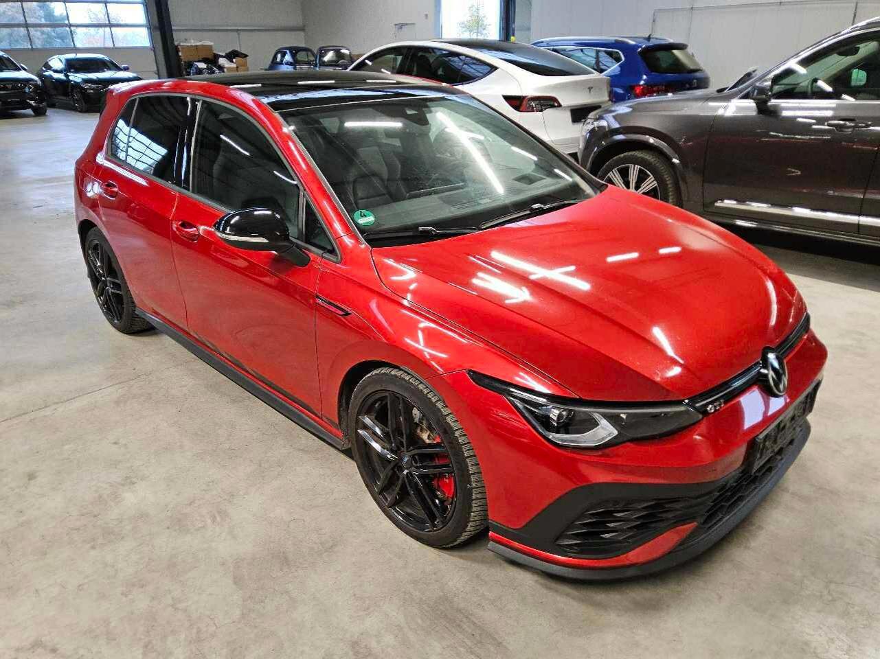Volkswagen Golf 2.0 TSI