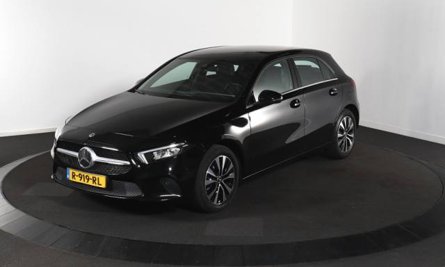 Mercedes-Benz A 250e Business Line