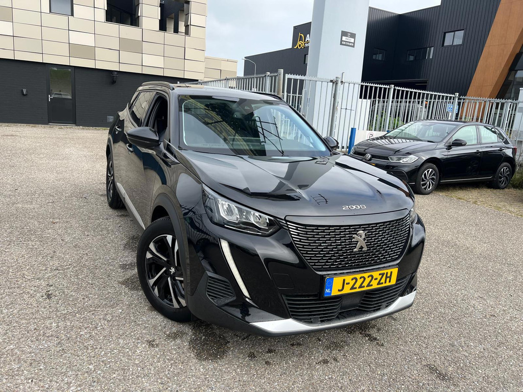 Peugeot 2008 1.2i Allure
