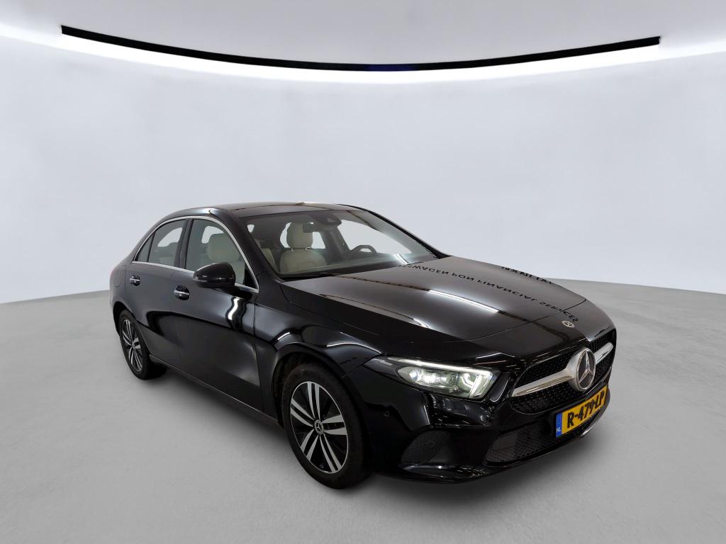 Mercedes-Benz A 250e Luxury Line