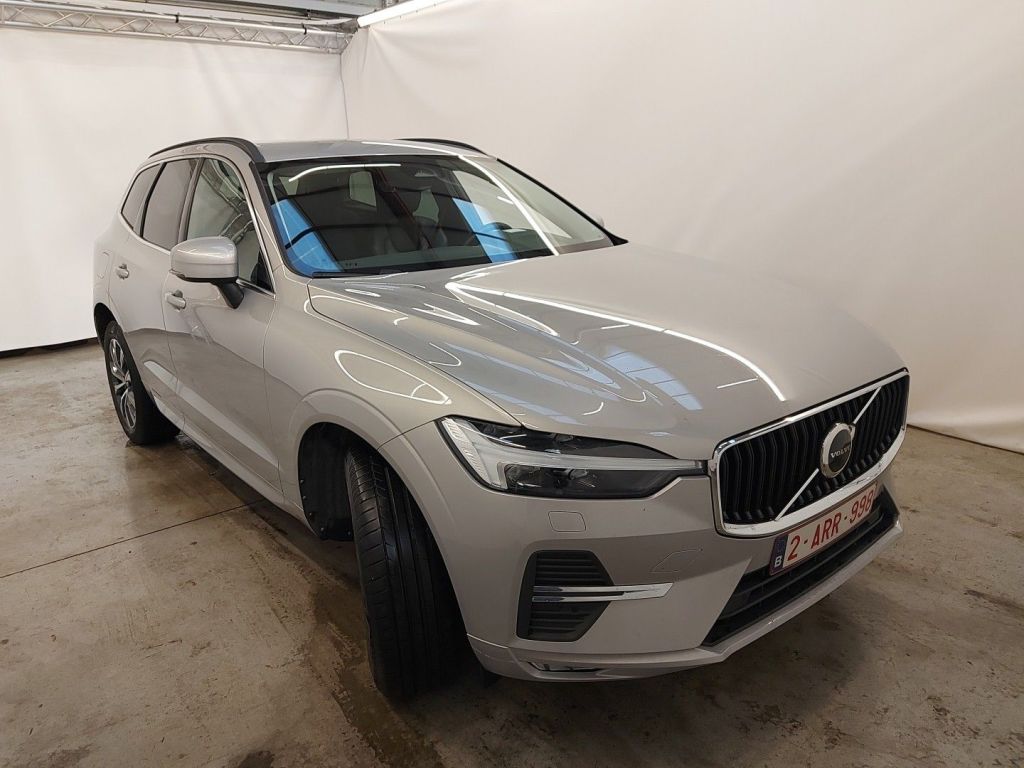 Volvo XC60 2.0 B4 Momentum Pro