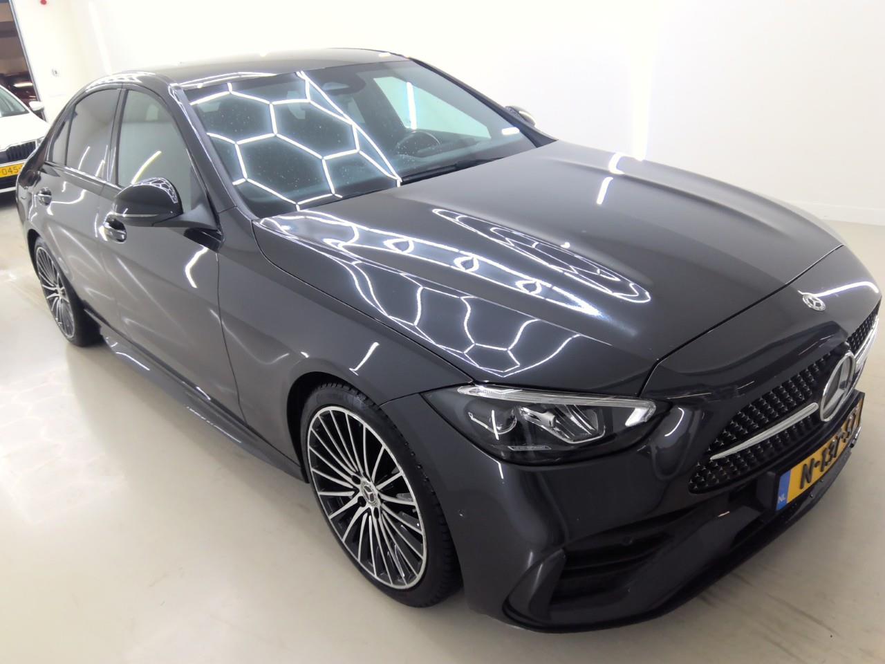 Mercedes-Benz C 180 AMG Line