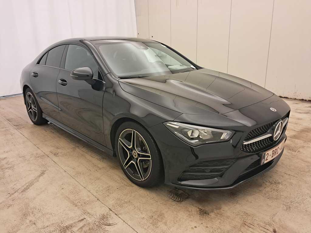 Mercedes-Benz CLA 180 AMG Line