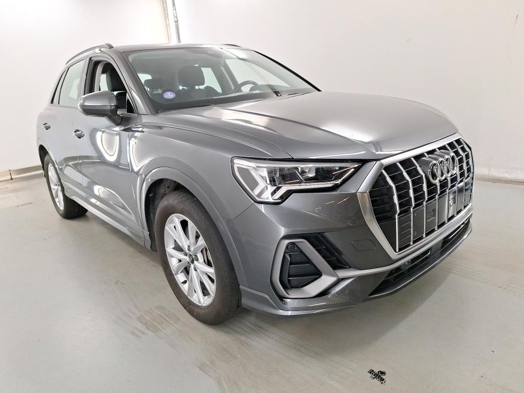 Audi Q3 45 TFSIe S Line
