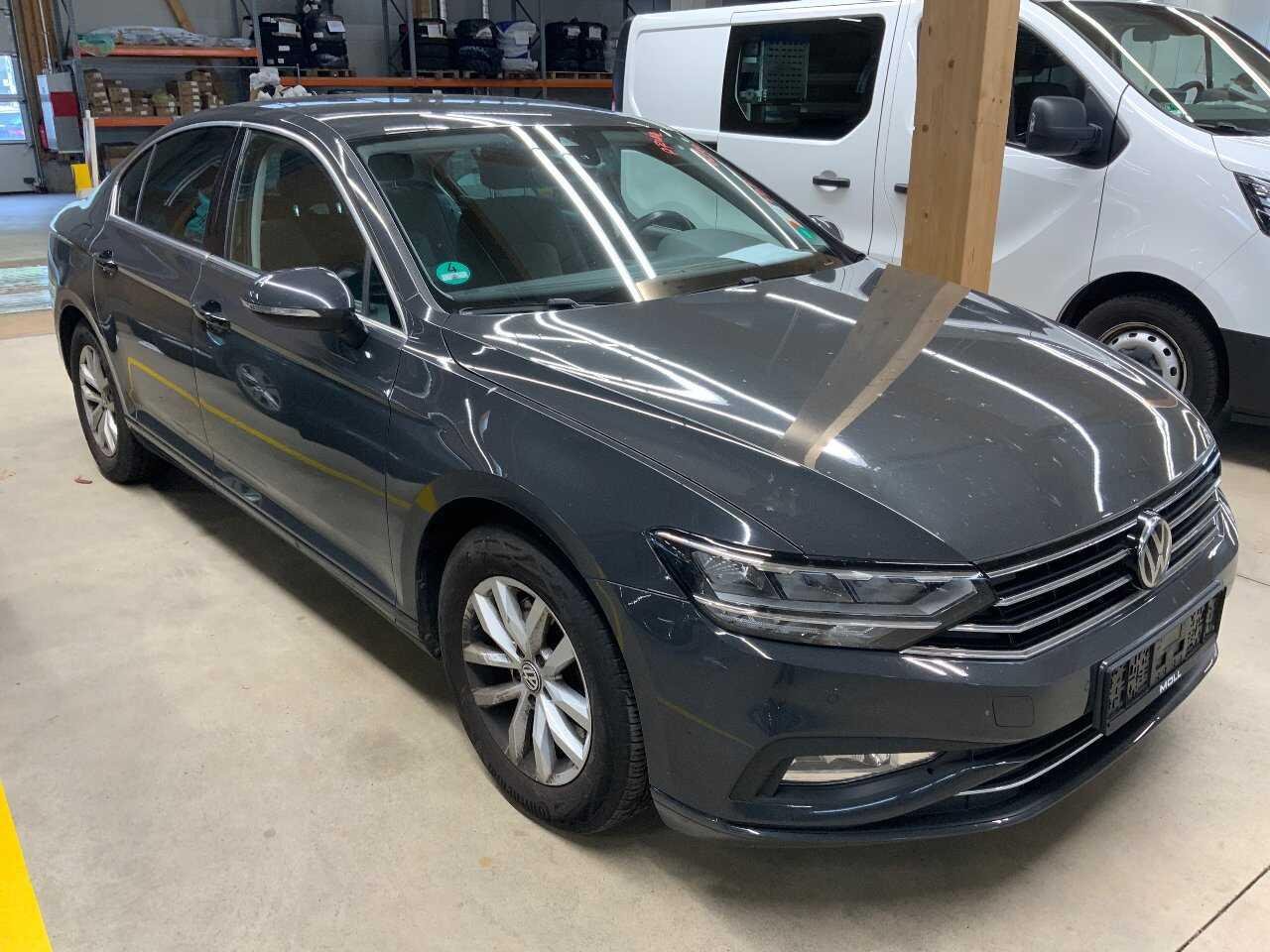 Volkswagen Passat 2.0 TDI Business