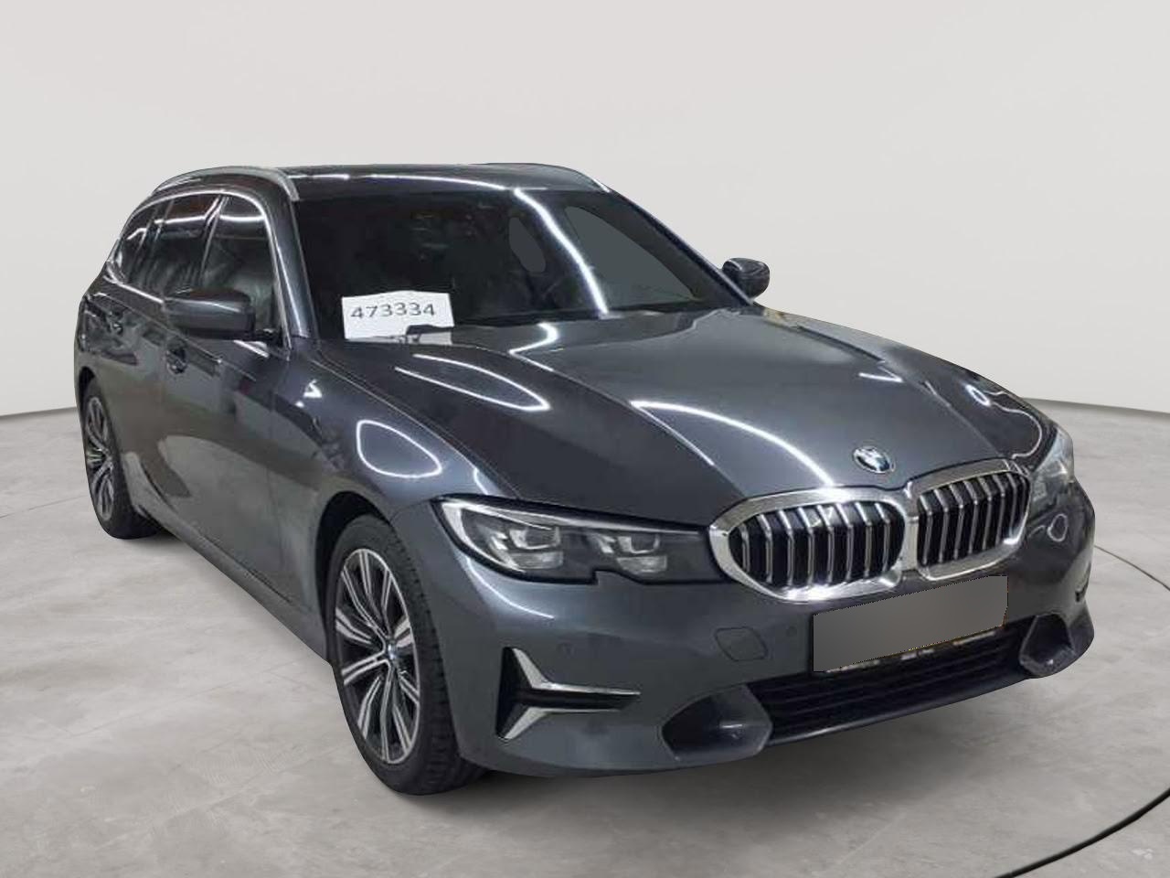 BMW 3 Series Touring 320d Luxury