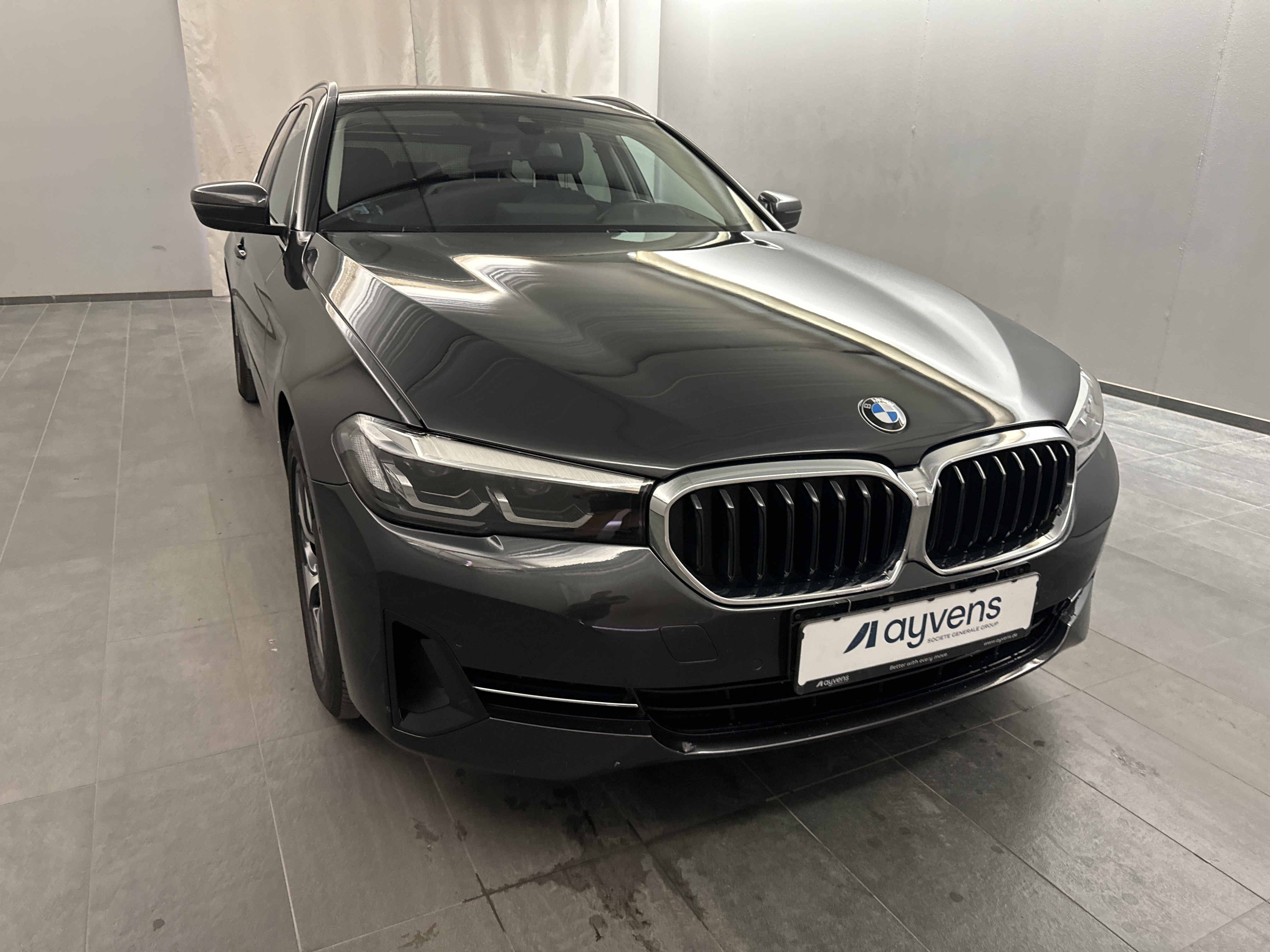 BMW 5 Series Touring 520d