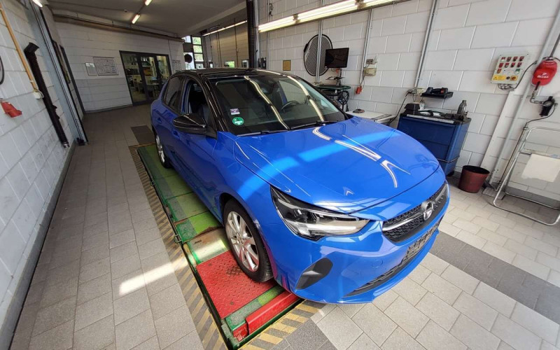 Opel Corsa 1.2 Edition