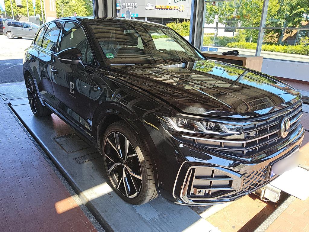Volkswagen Touareg 3.0 TDI R-Line
