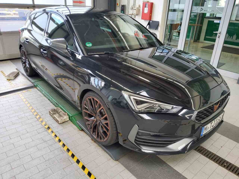 Cupra Leon 2.0 TSI VZ