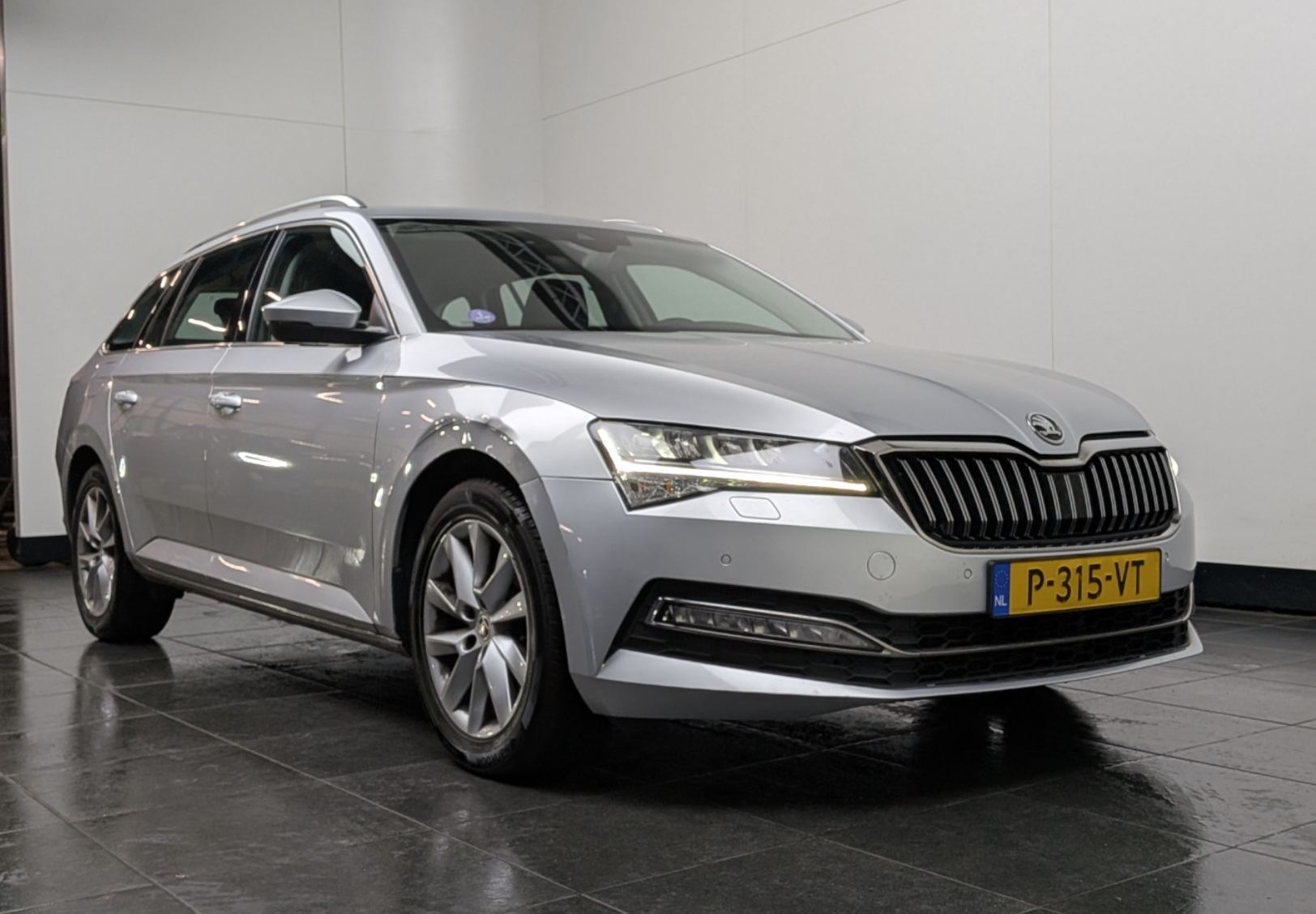 Škoda Superb Combi 1.5 TSI Edition Plus