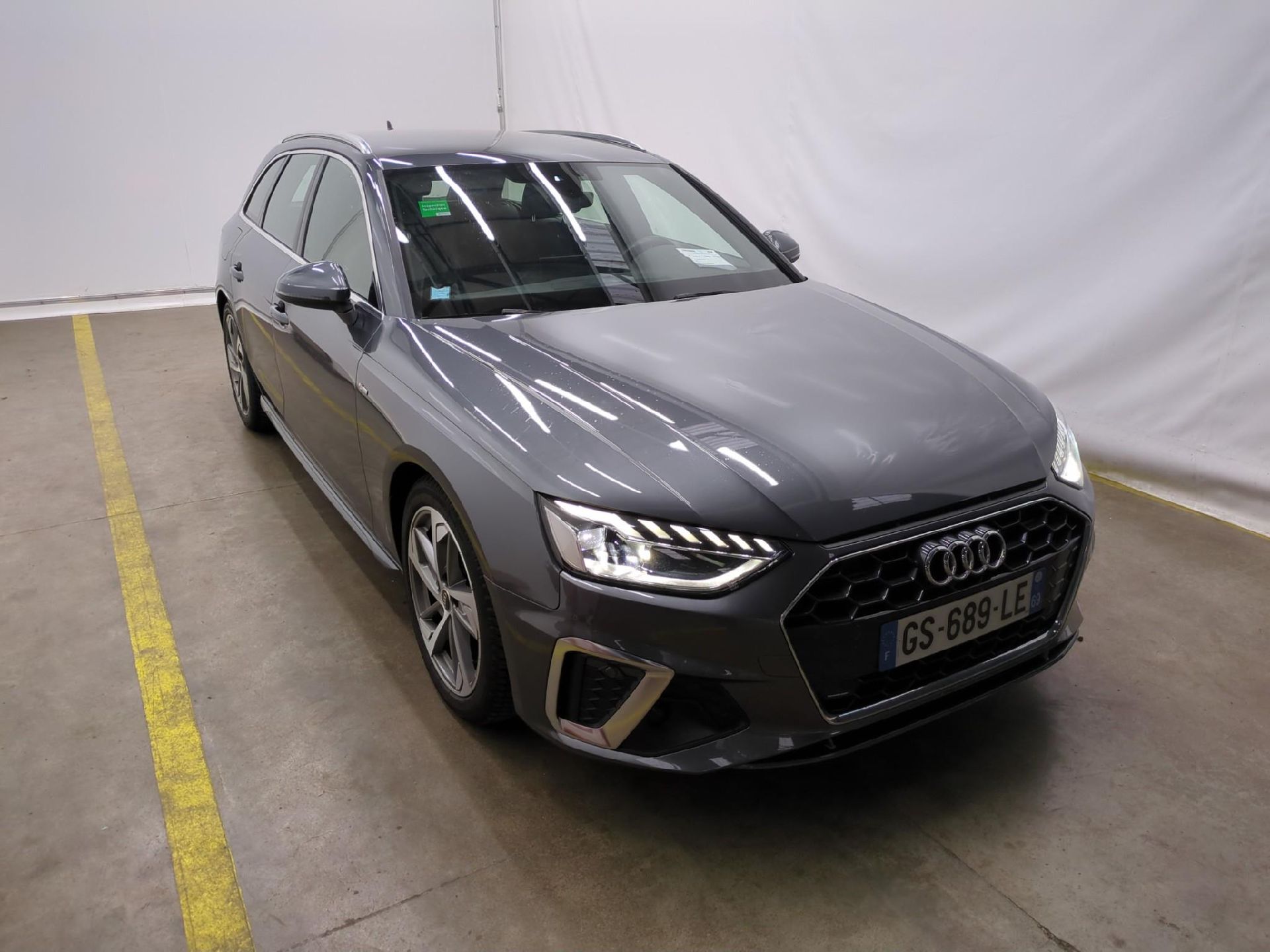 Audi A4 Avant 35 TDI S Line