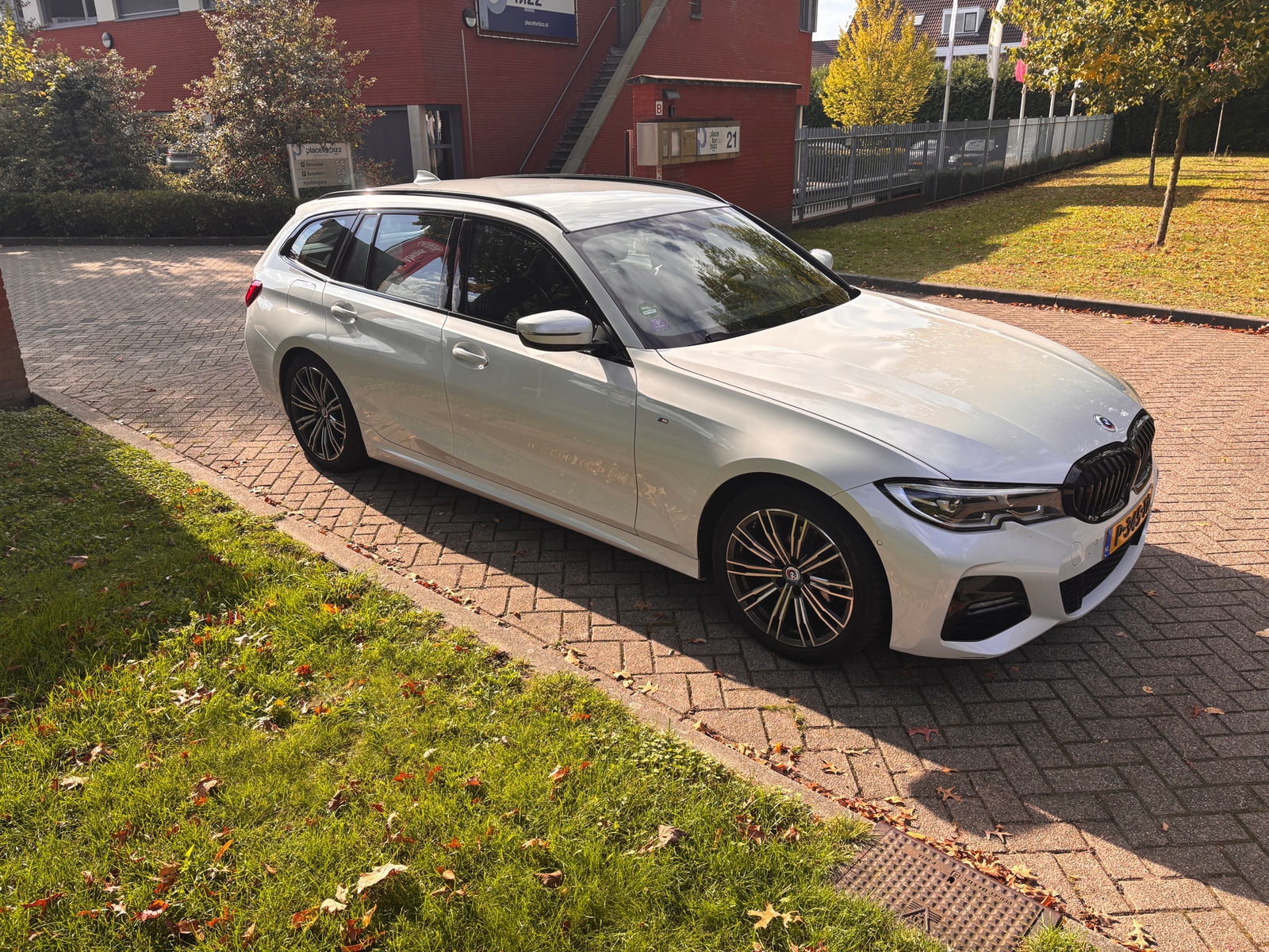 BMW 3 Series Touring 318i M Sport
