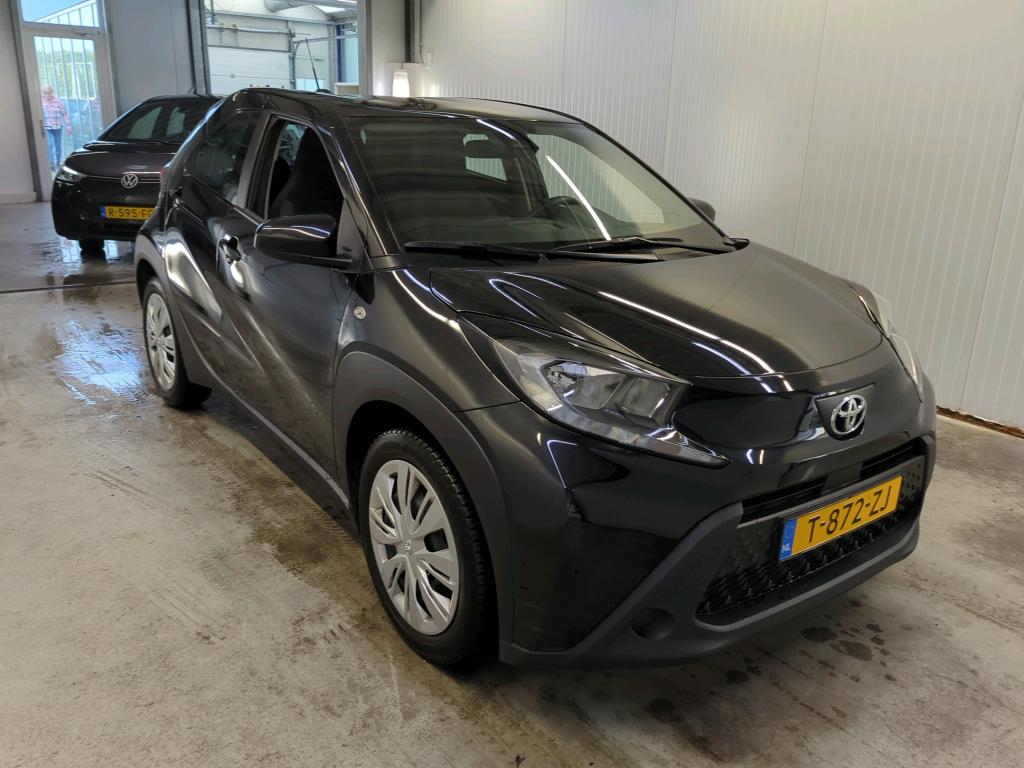 Toyota Aygo X 1.0 VVT-i Play