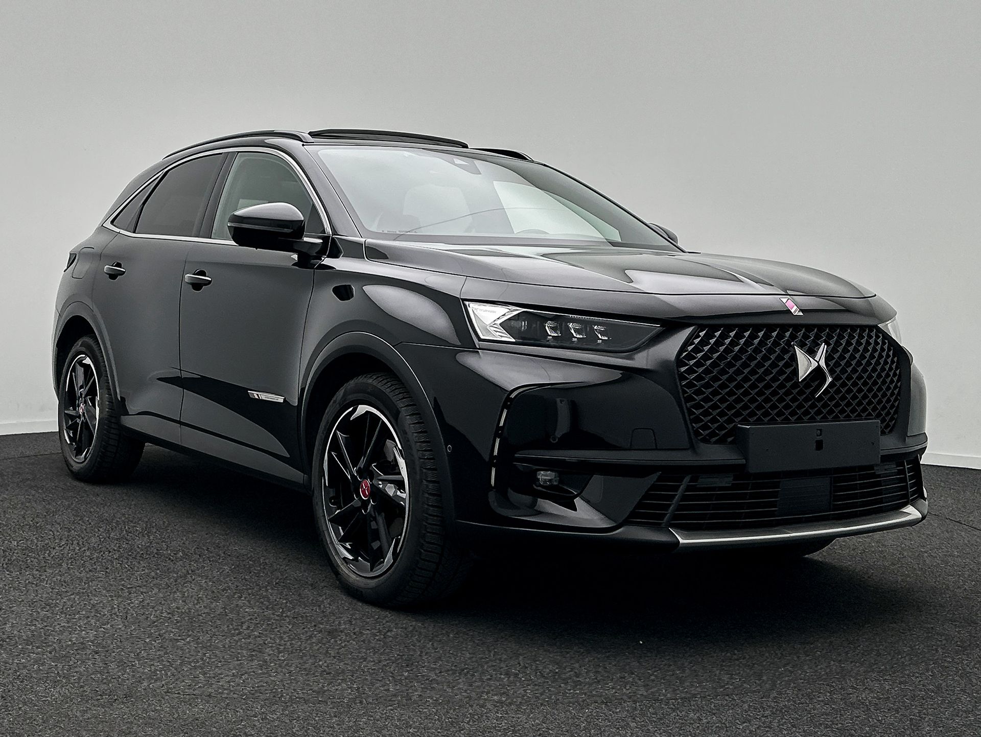 DS 7 Crossback 1.6i Performance Line