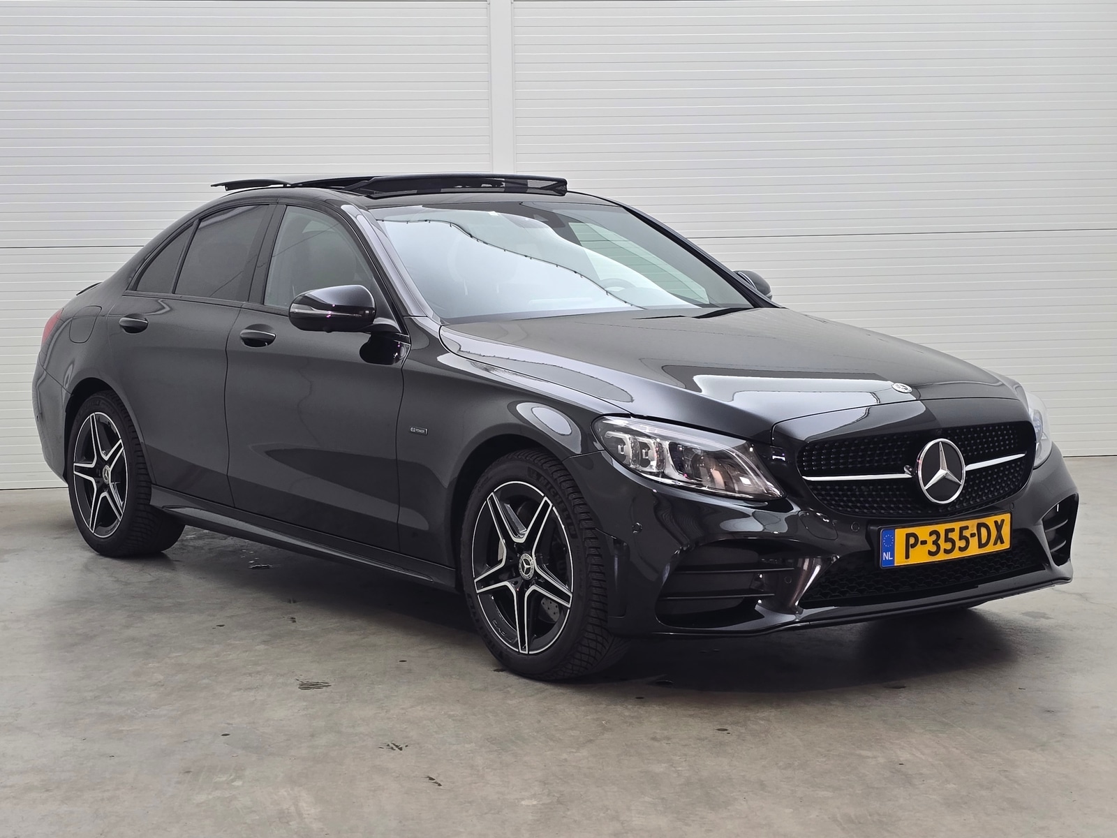 Mercedes-Benz C 300e Business Solution AMG