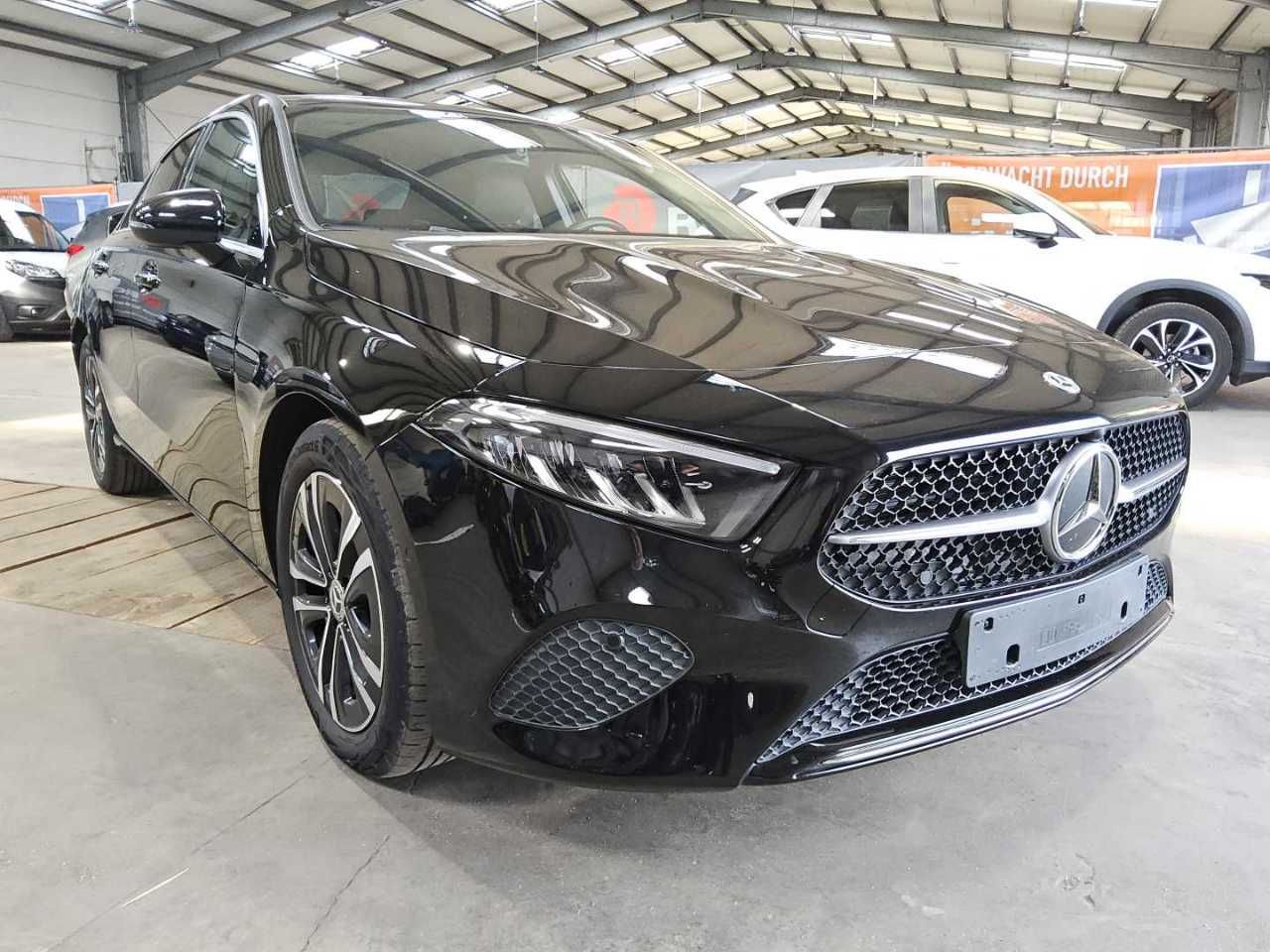 Mercedes-Benz A 200 Progressive
