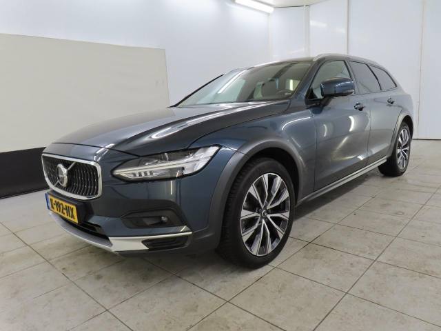 Volvo V90 Cross Country B5 Pro