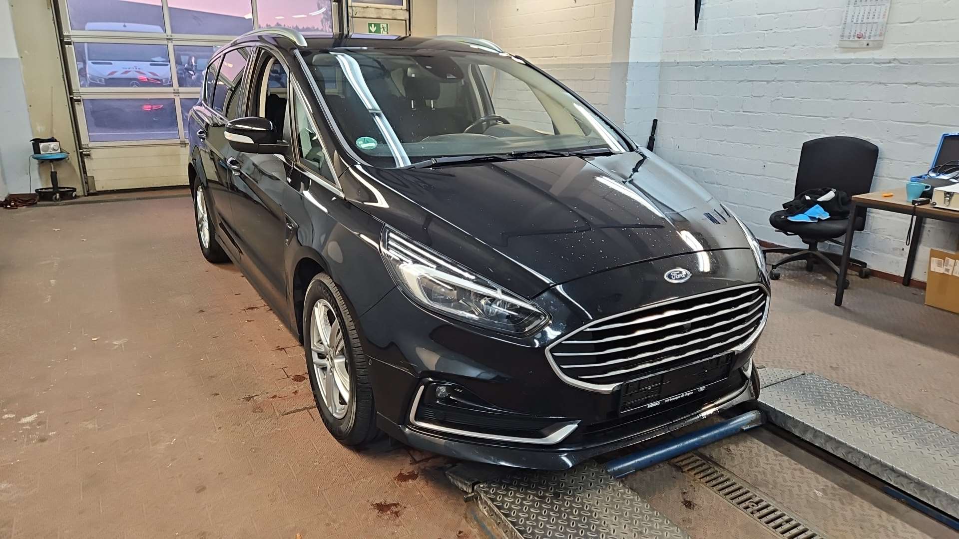Ford S-Max 2.0 EcoBlue Titanium