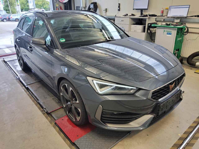 Cupra Leon Sportstourer 2.0 TSI VZ
