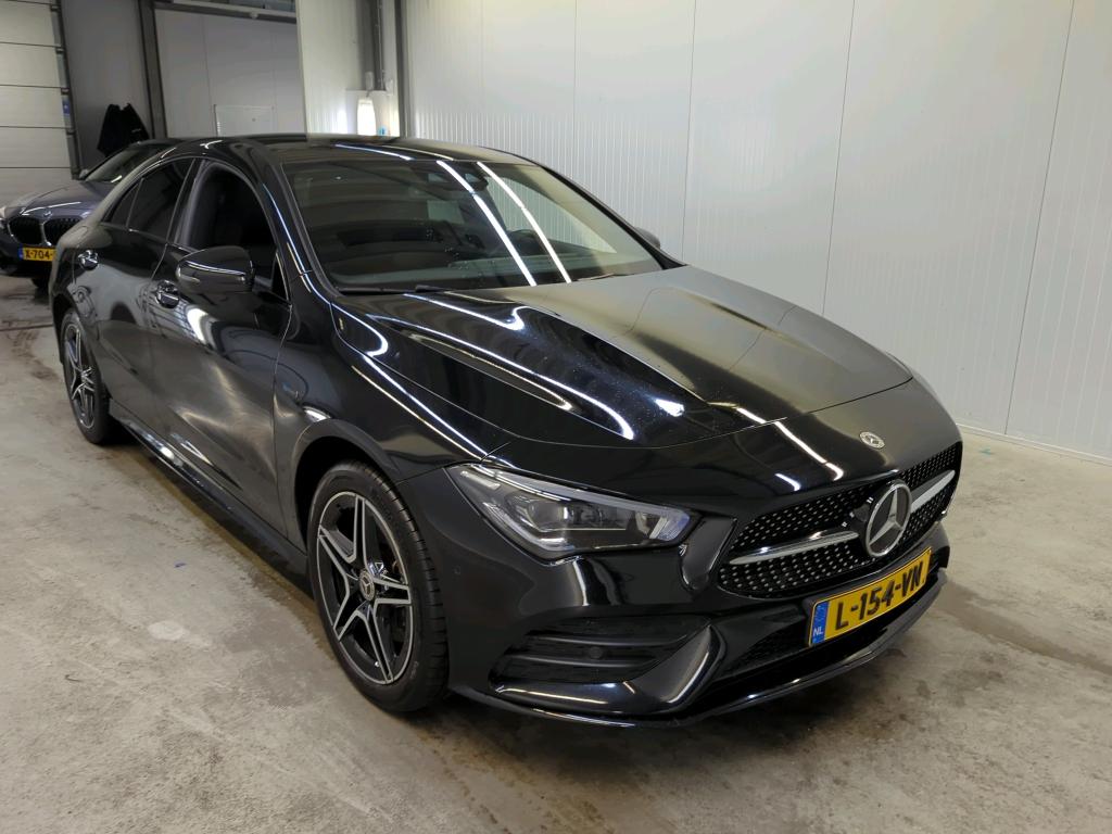 Mercedes-Benz CLA 250e AMG Line