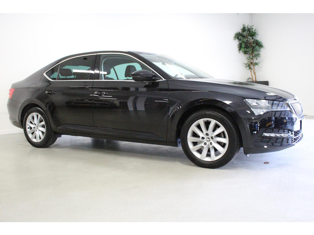 Škoda Superb 1.5 TSI Business