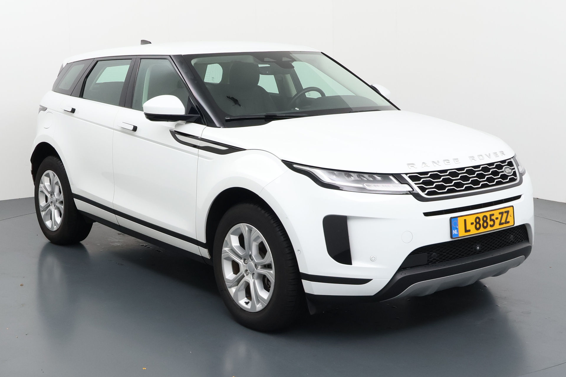 Land Rover Range Rover Evoque P300e