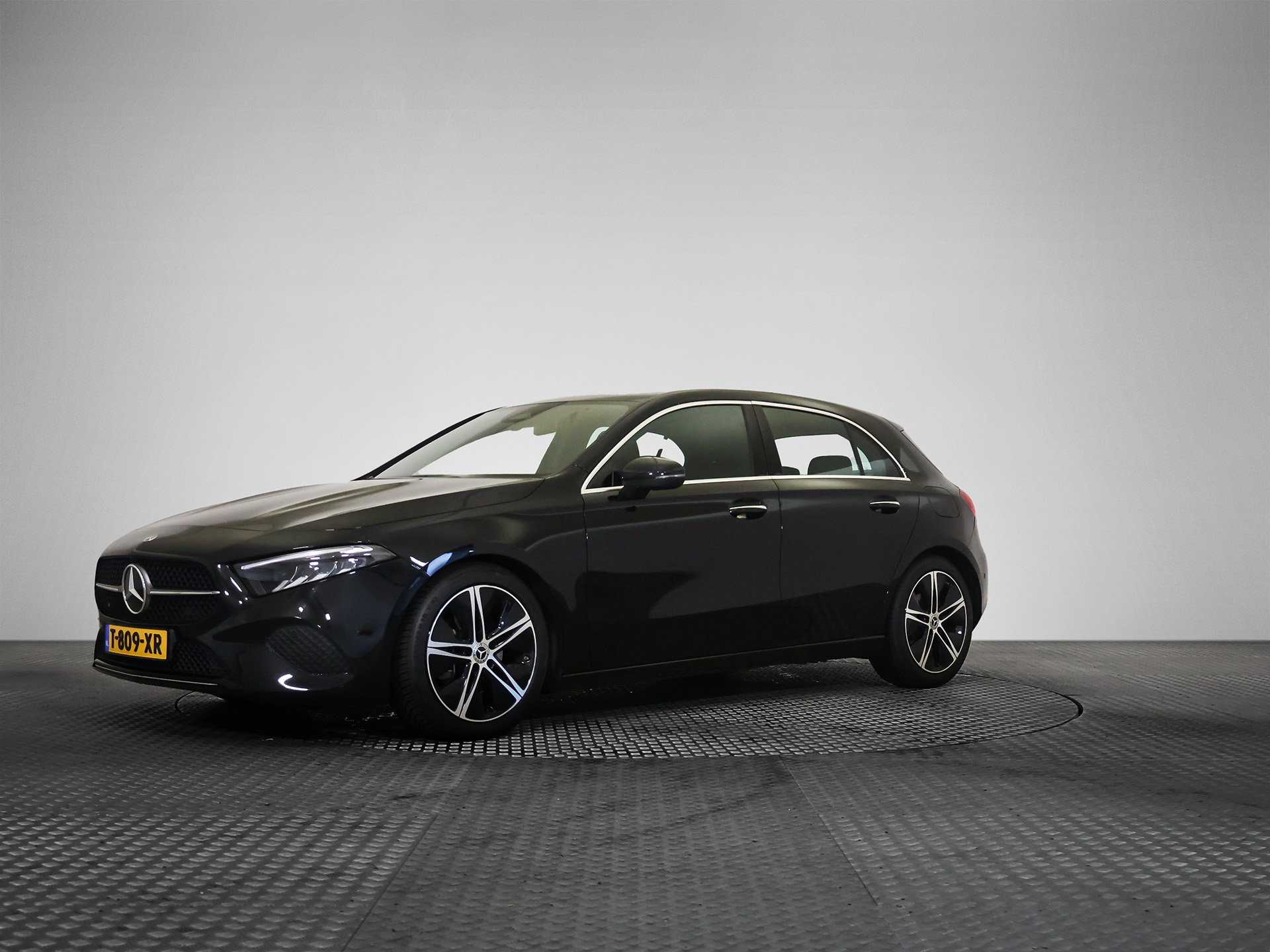 Mercedes-Benz A 180 Luxury Line
