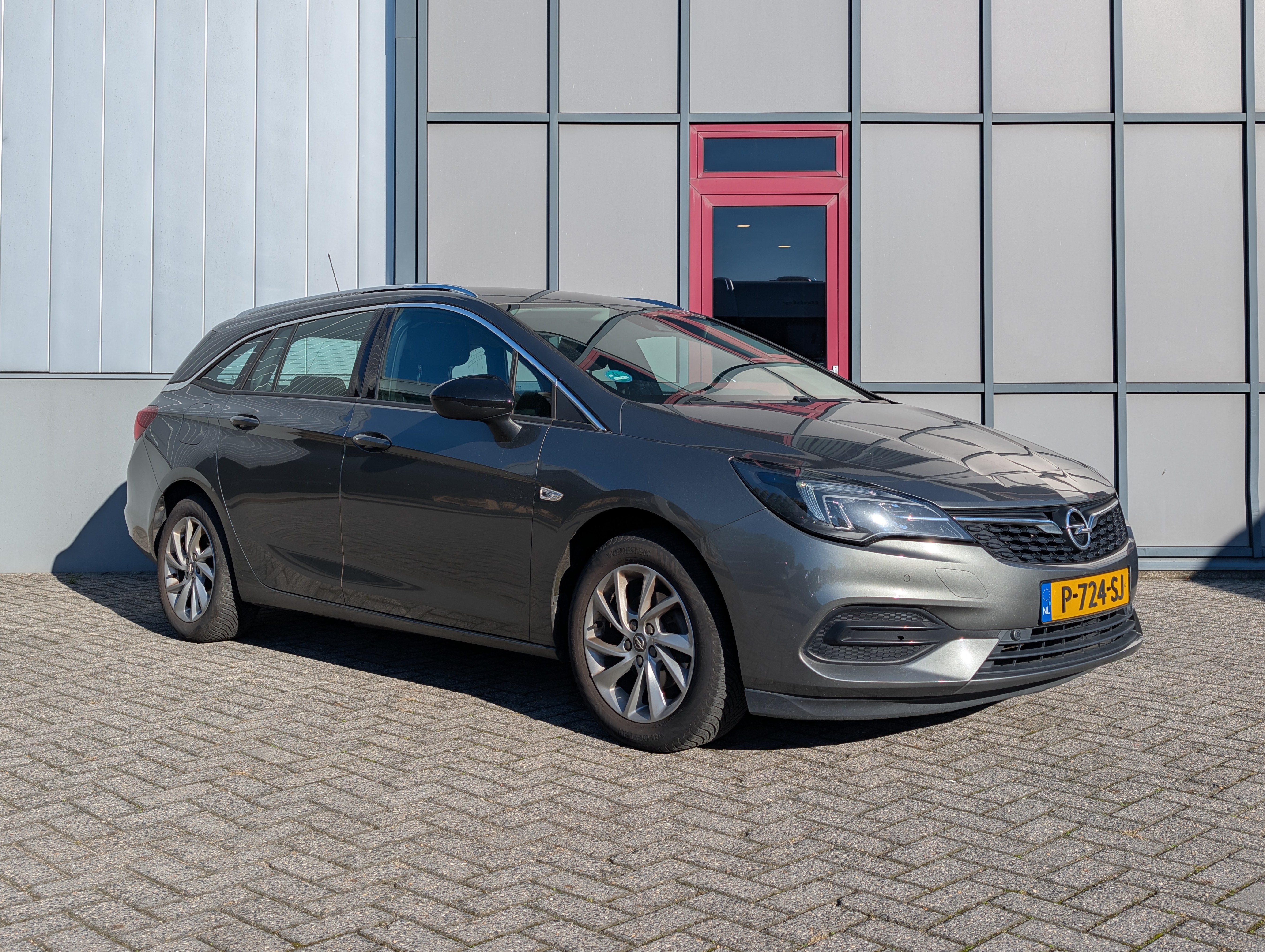 Opel Astra Sports Tourer 1.2 Business Elegance