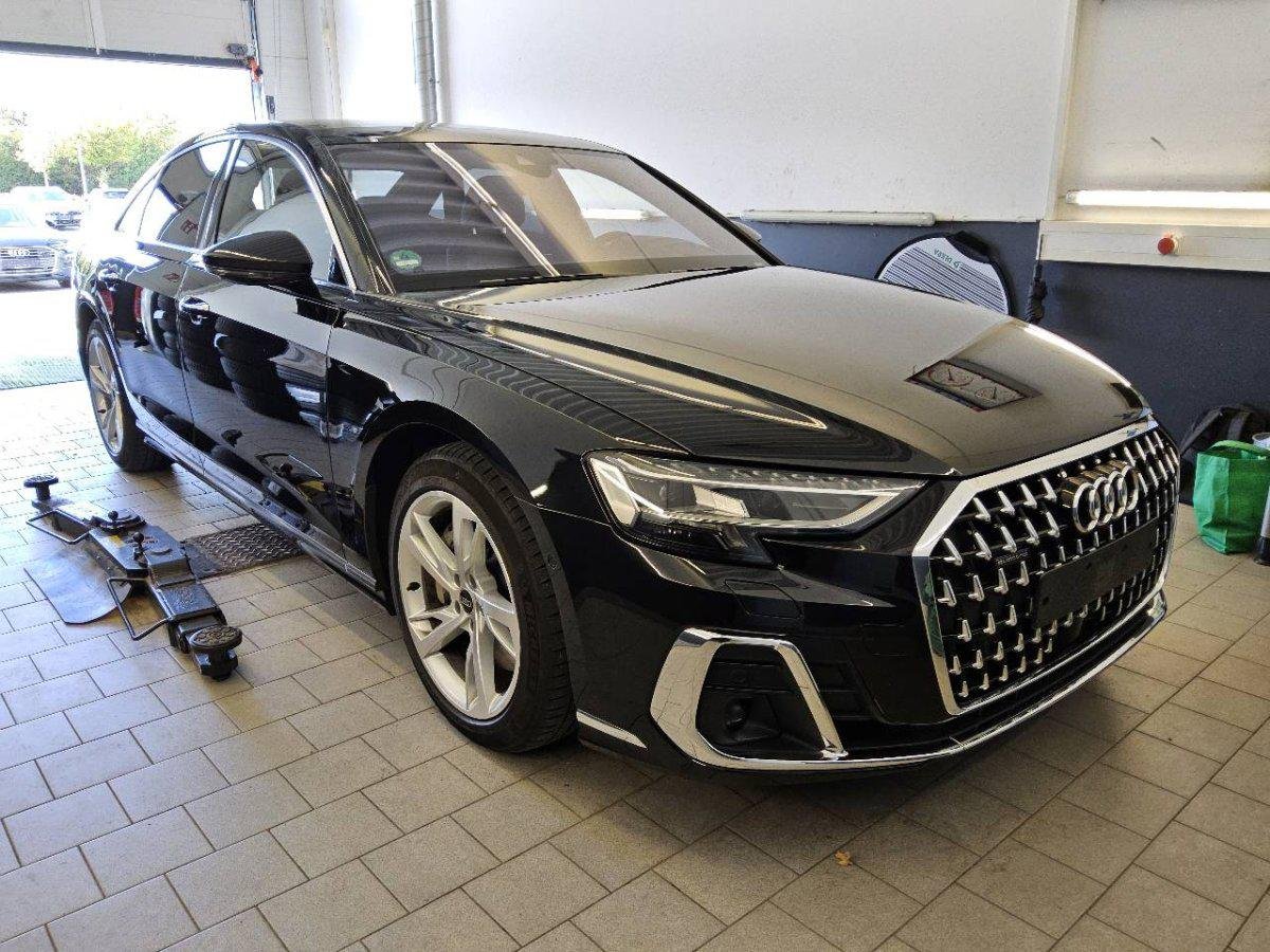 Audi A8 55 TFSI