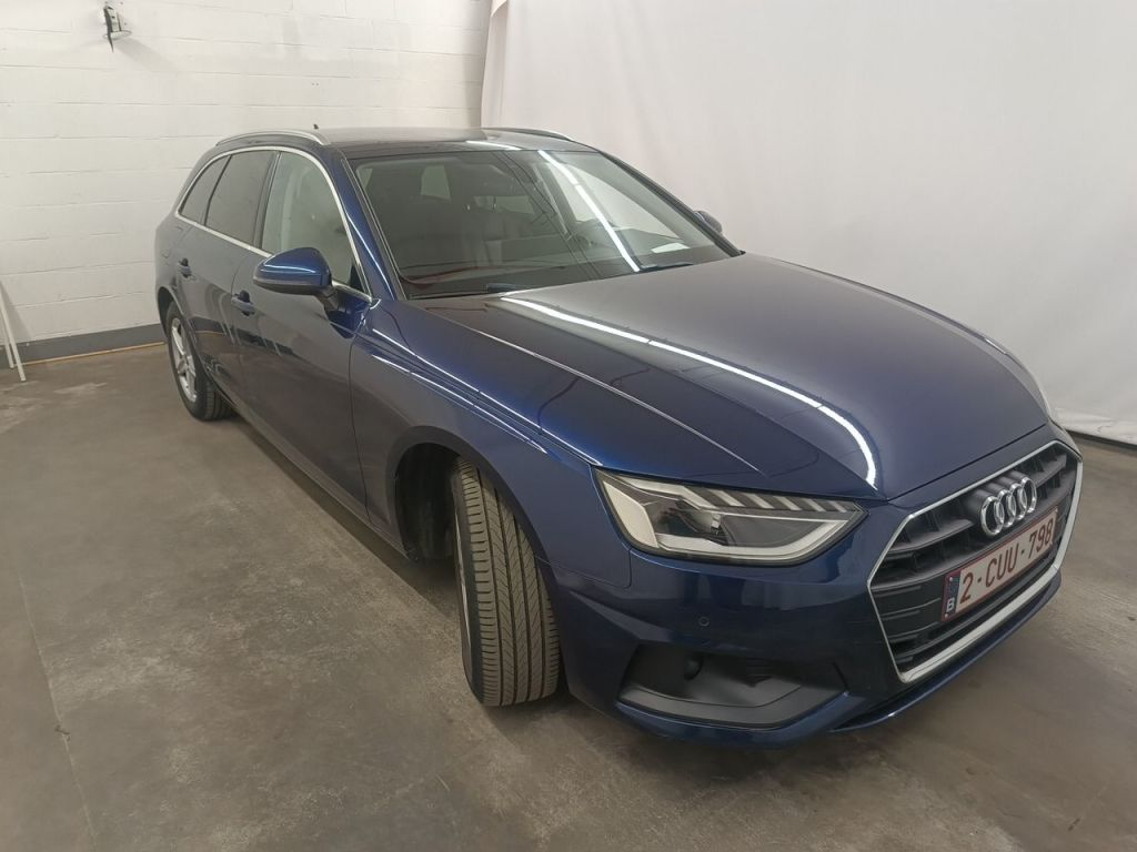 Audi A4 Avant 30 TDI Attraction
