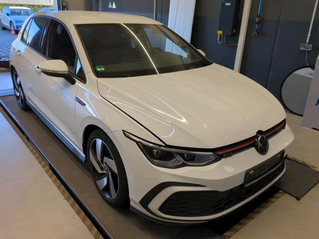 Volkswagen Golf GTI 2.0 TSI