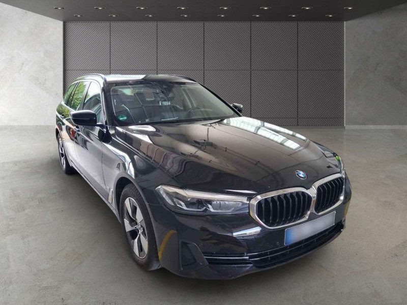 BMW 5 Series Touring 520d