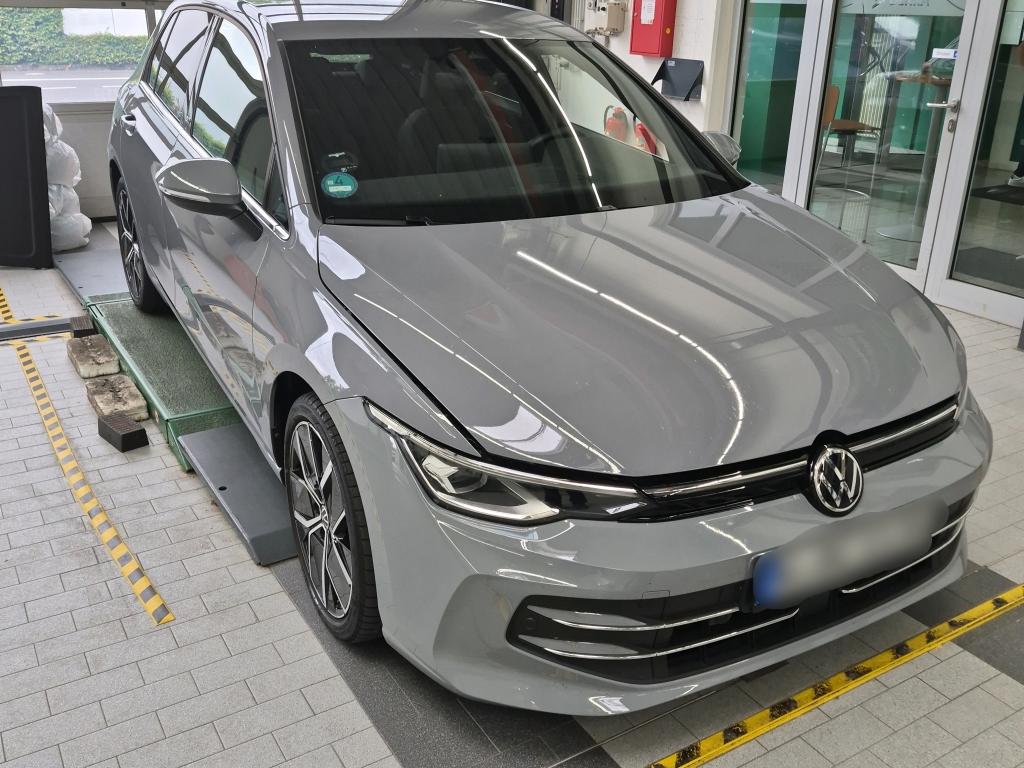 Volkswagen Golf 1.5 TSI