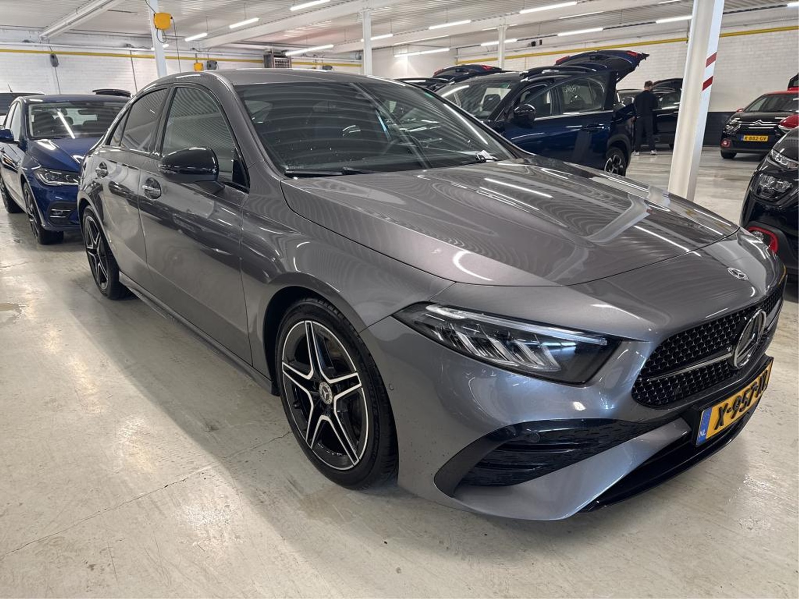 Mercedes-Benz A 250e Luxury Line