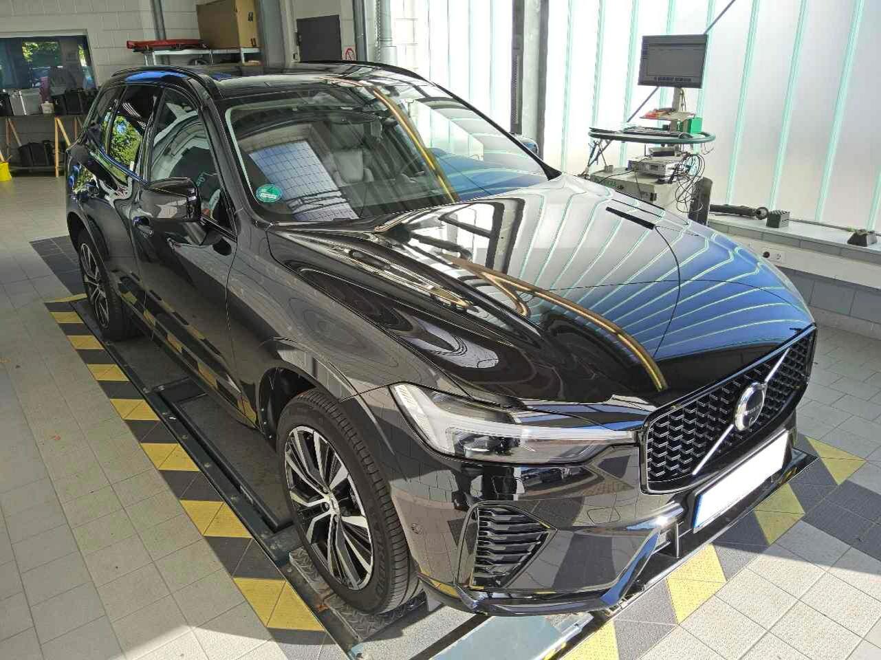 Volvo XC60 B5 Ultimate Dark