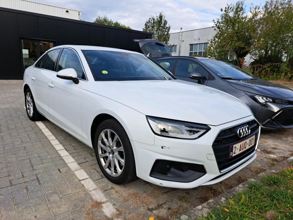 Audi A4 30 TDI Attraction