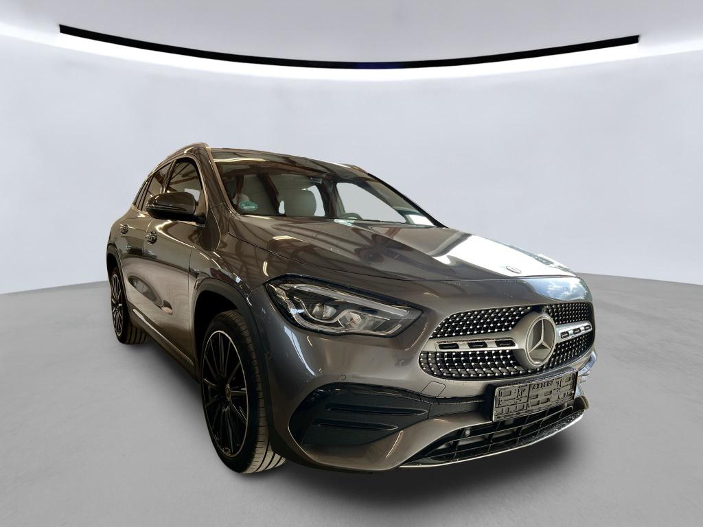 Mercedes-Benz GLA 250e
