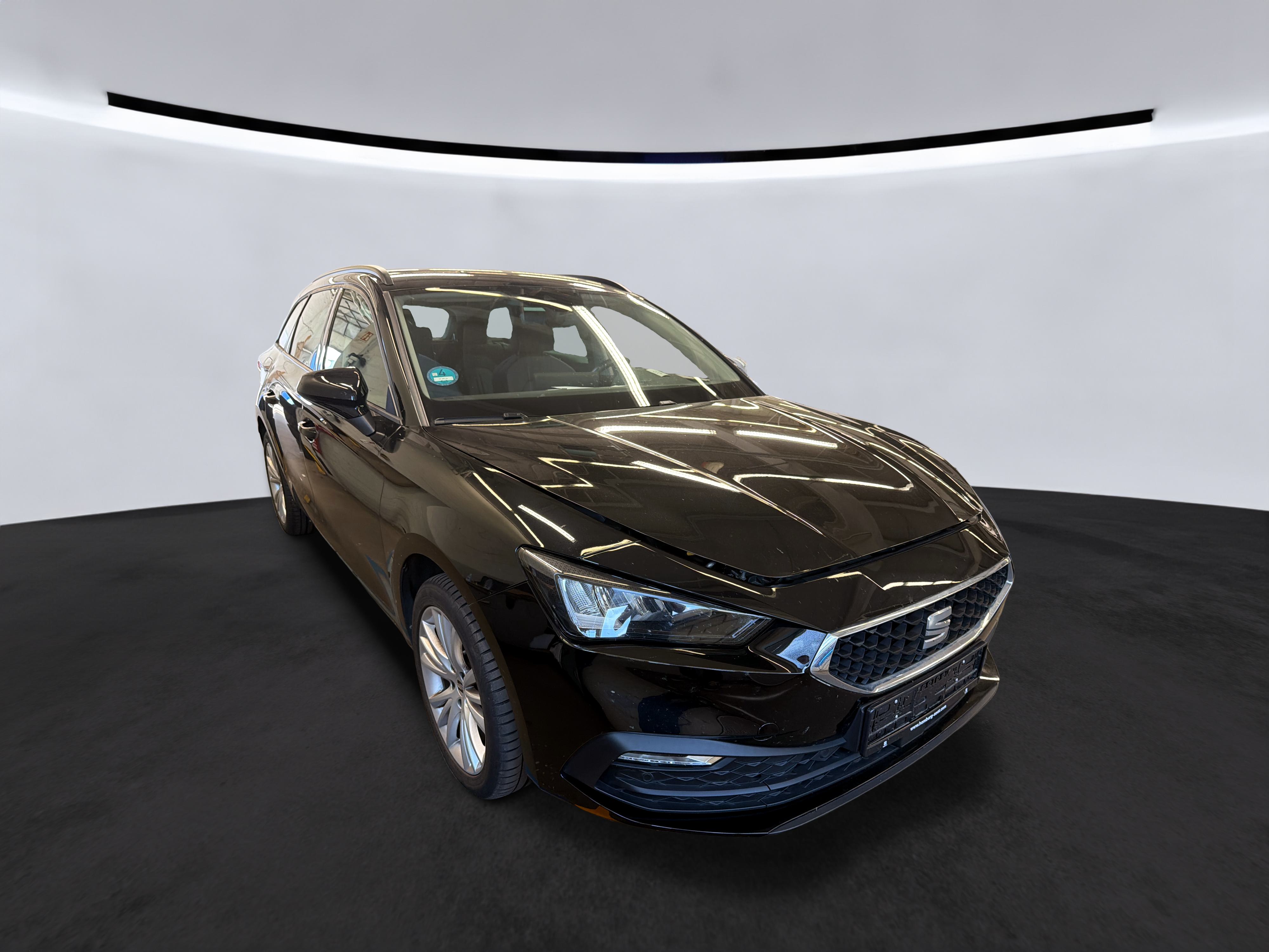 SEAT Leon Sportstourer 1.5 eTSI Style