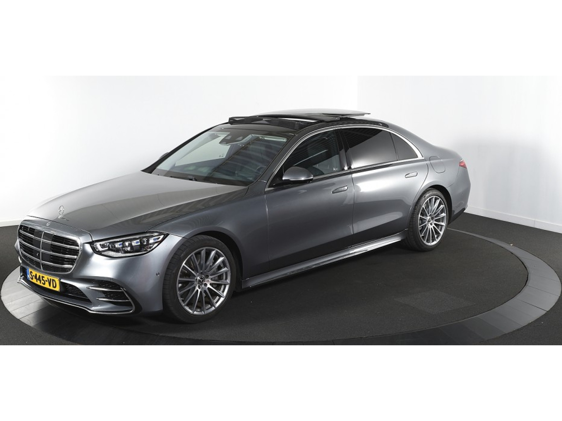 Mercedes-Benz S 580e AMG Line