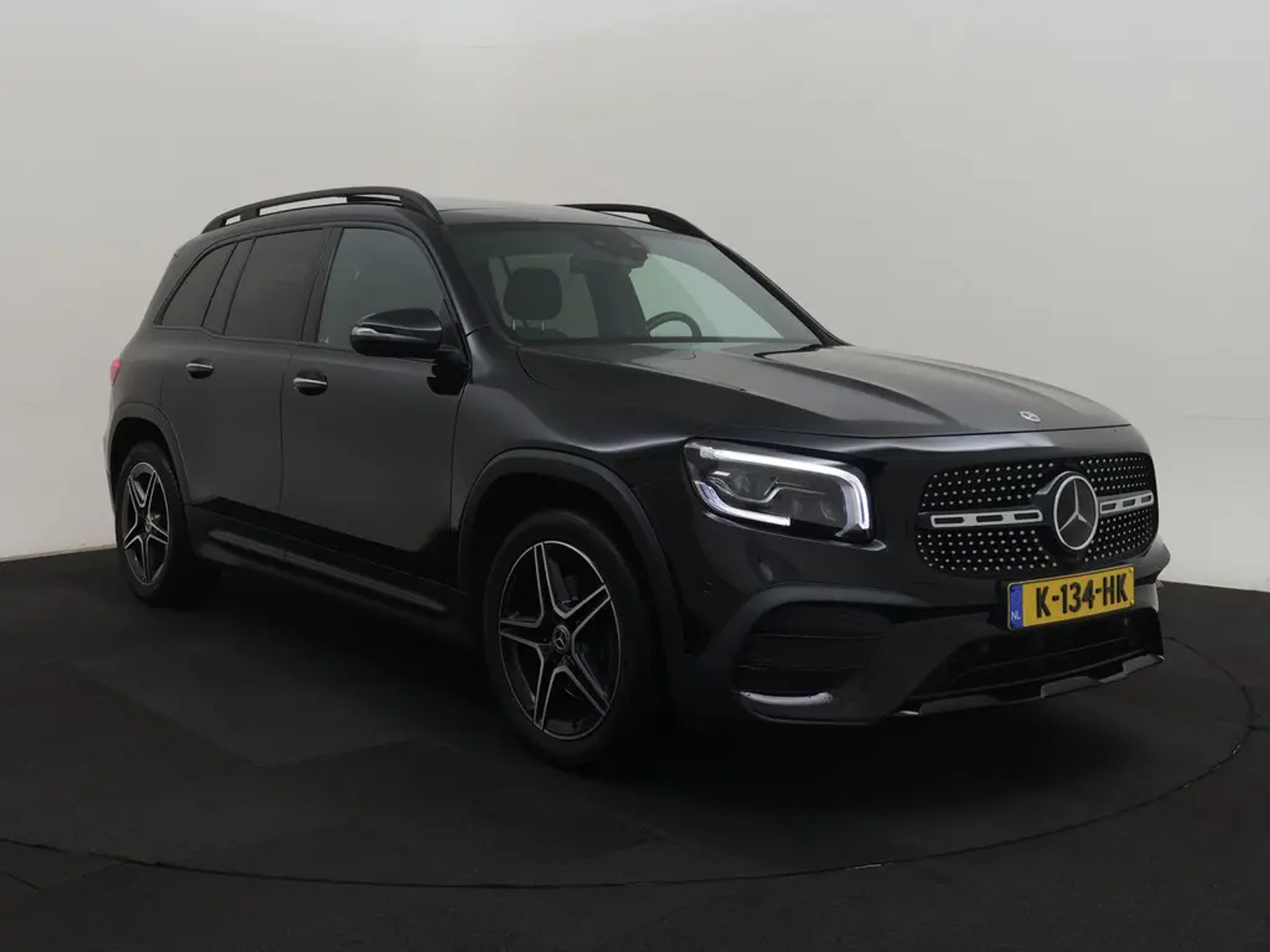 Mercedes-Benz GLB 200 Business Solution AMG