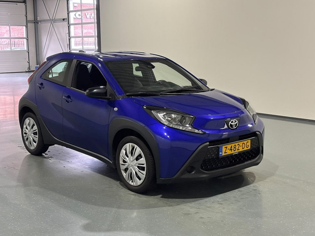 Toyota Aygo X 1.0 VVT-i Play