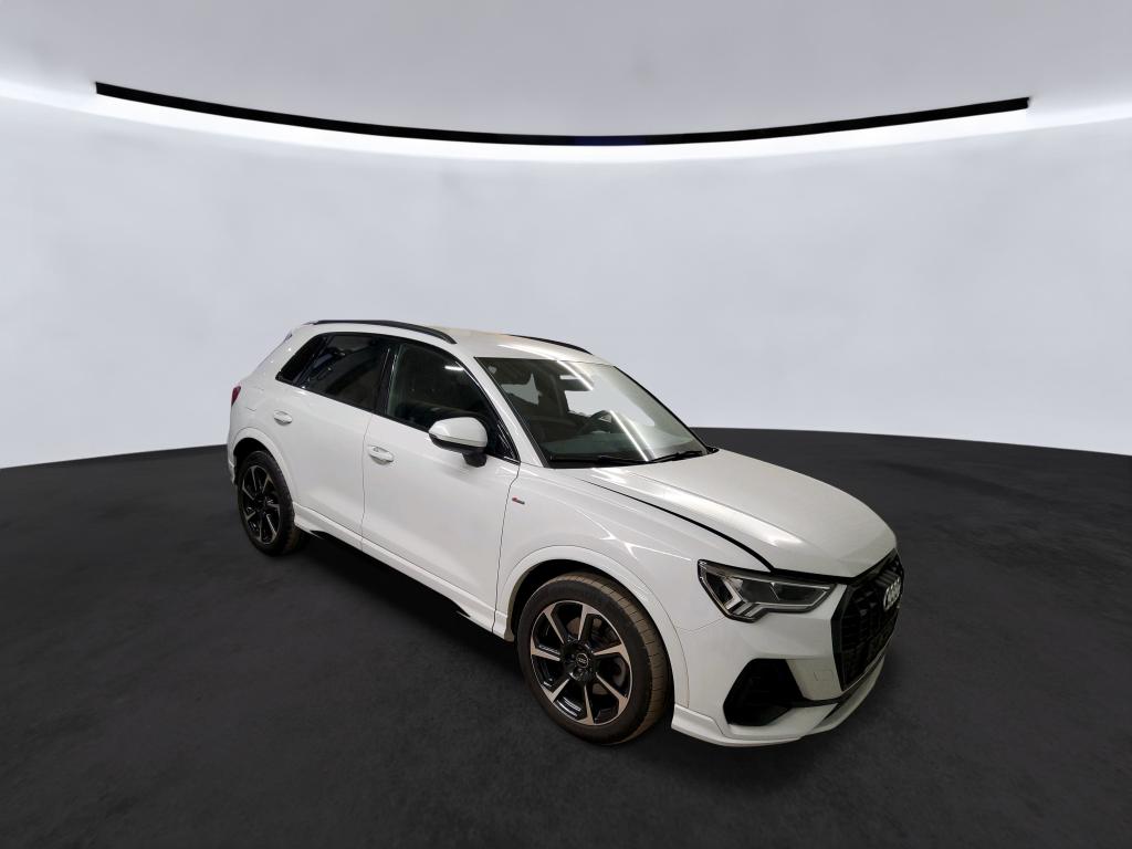 Audi Q3 40 TDI S Line