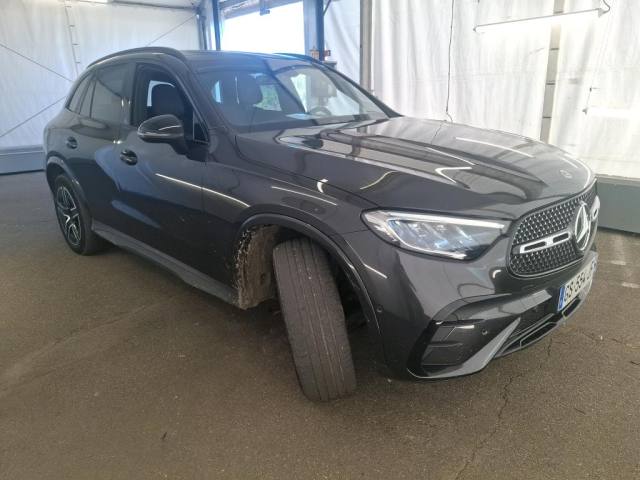 Mercedes-Benz GLC 300e AMG Line