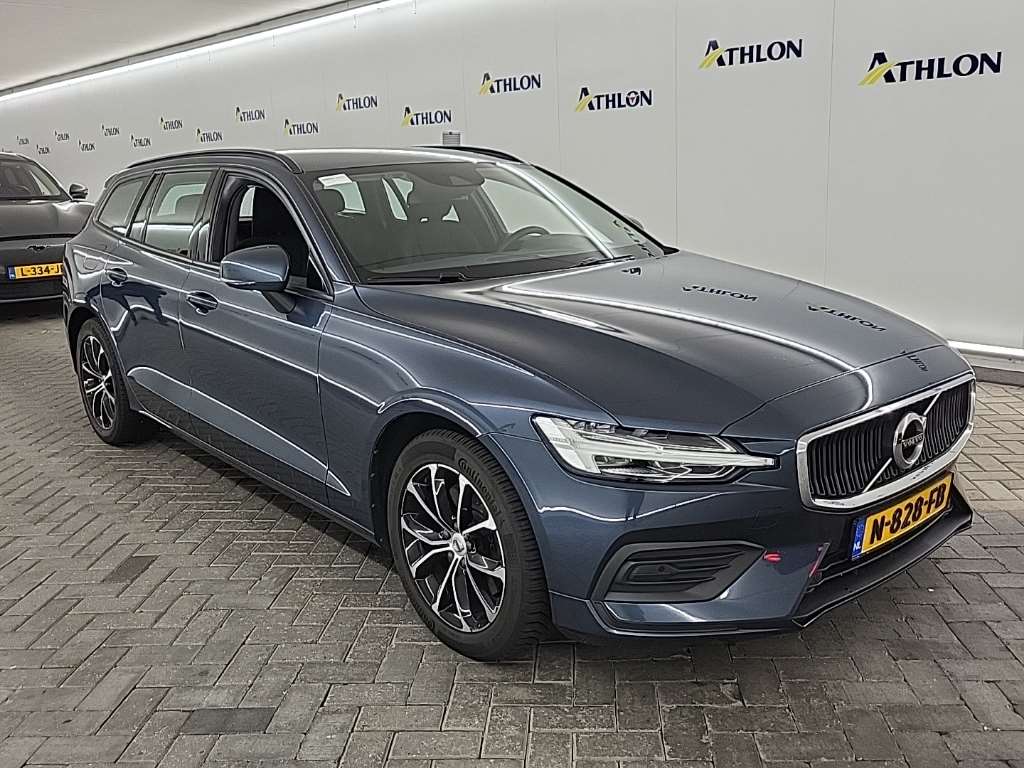 Volvo V60 B3 Momentum