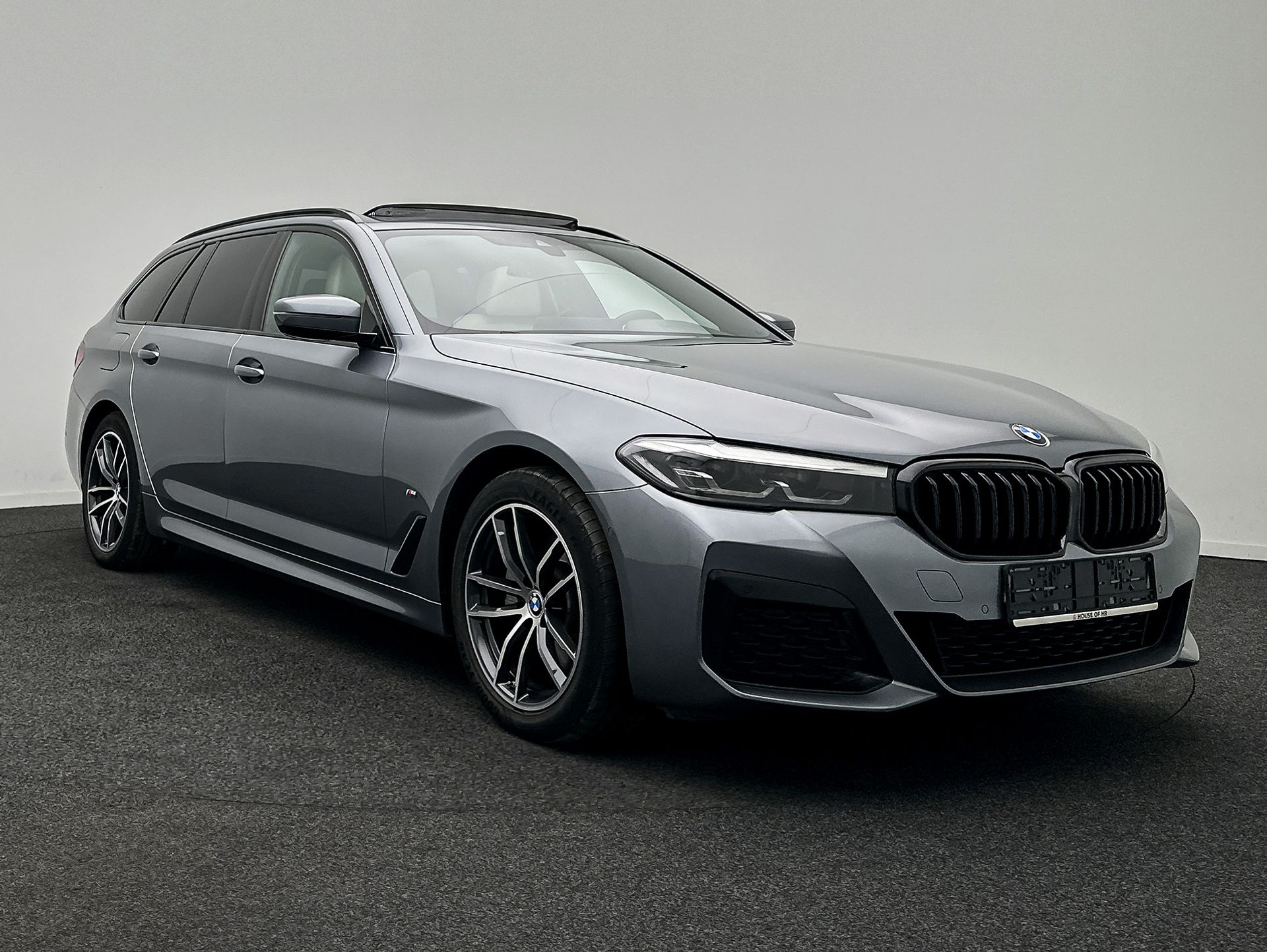BMW 5 Series Touring 520i M Sport