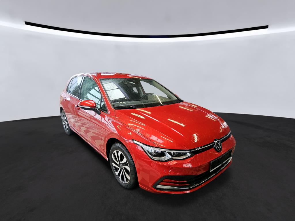 Volkswagen Golf 1.0 eTSI Active