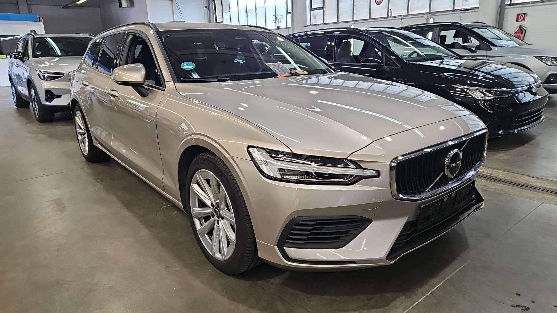 Volvo V60 T6 Core