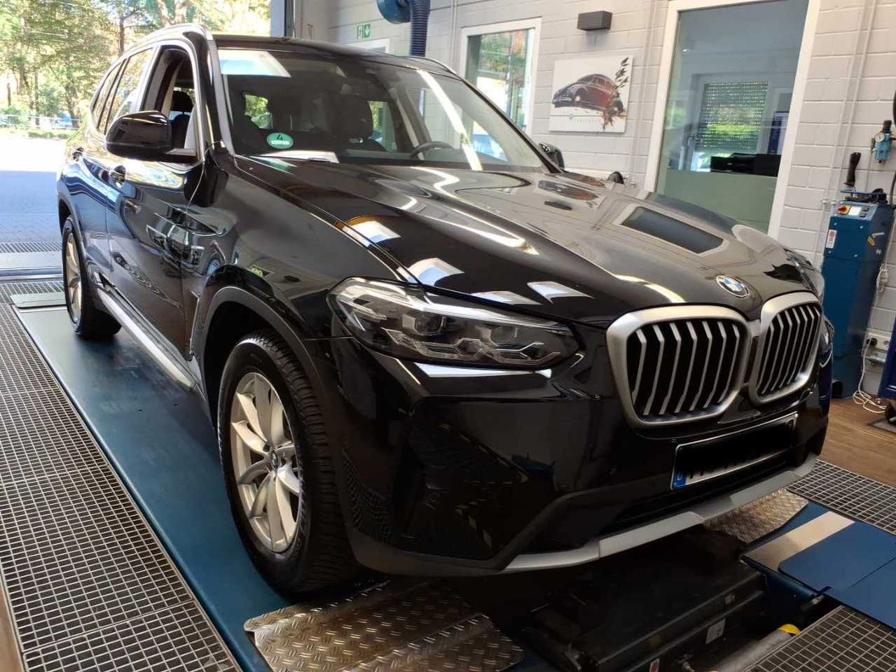 BMW X3 20i